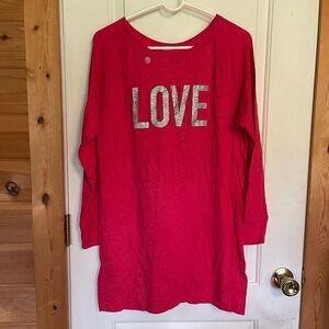 Victoria’s Secret Womens pajamas size S
New without tags
“Love”